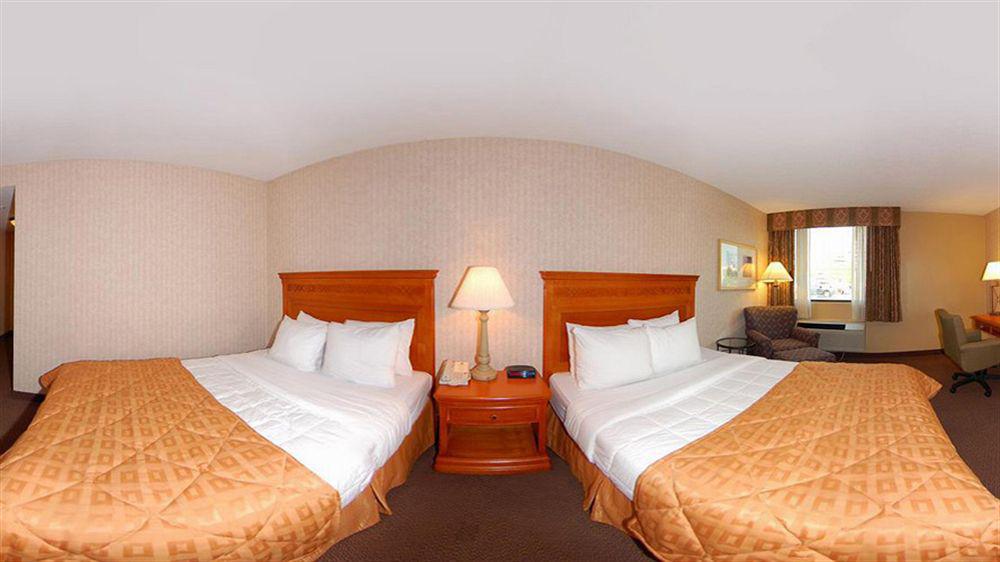 Clarion Hotel Park Central Далас Екстериор снимка